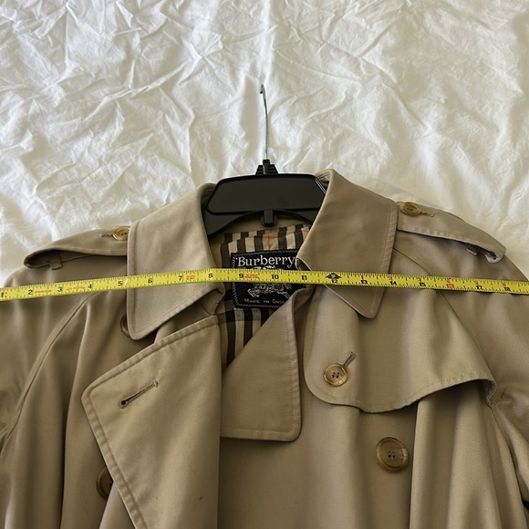 Authentic Burberry “The Chelsea”Heritage Belted Trench coat size 36/38 (6-8) - Picture 10 of 11